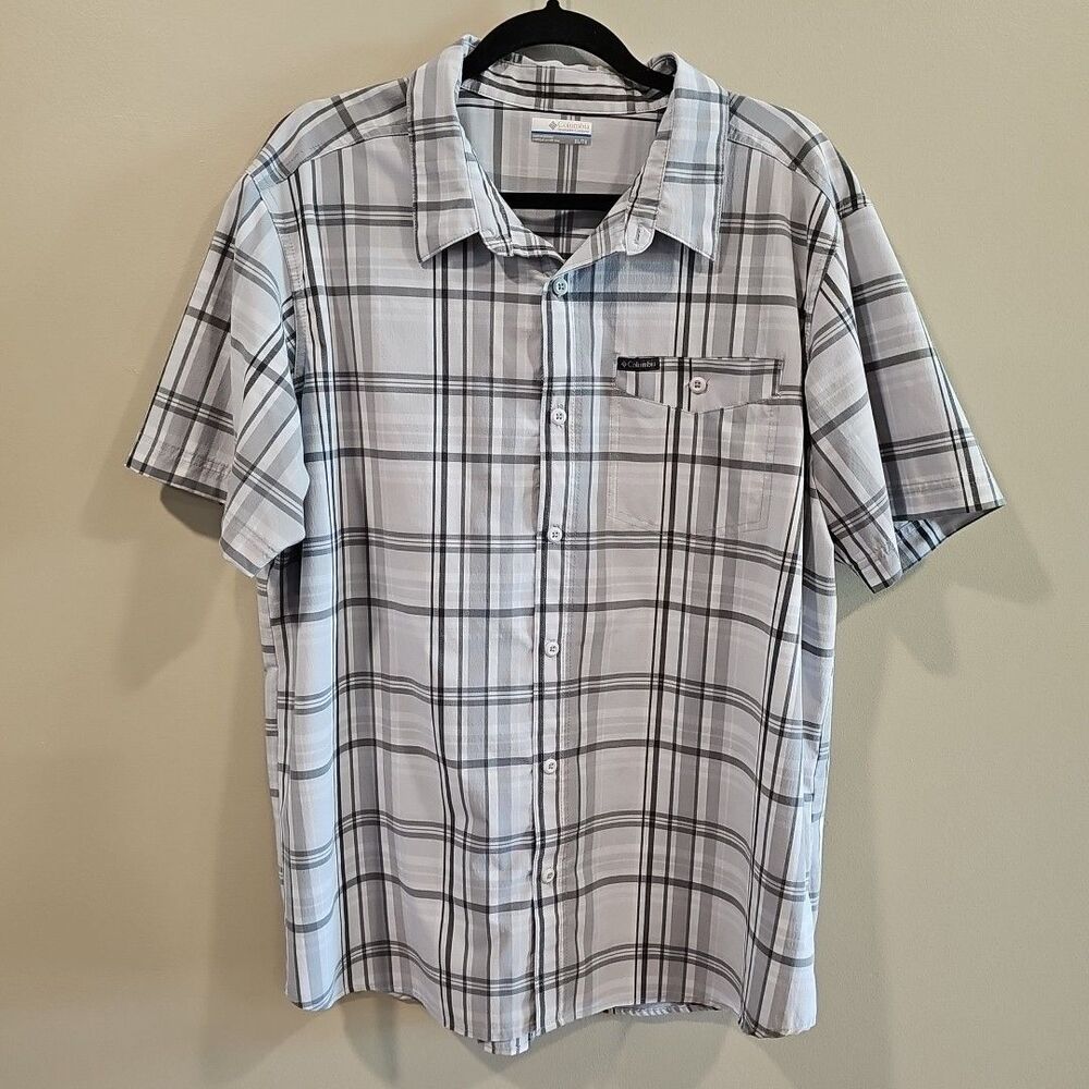 Columbia Lightweight Plaid Button Up Short Sleeve Casual Shirt Mens XL Gray